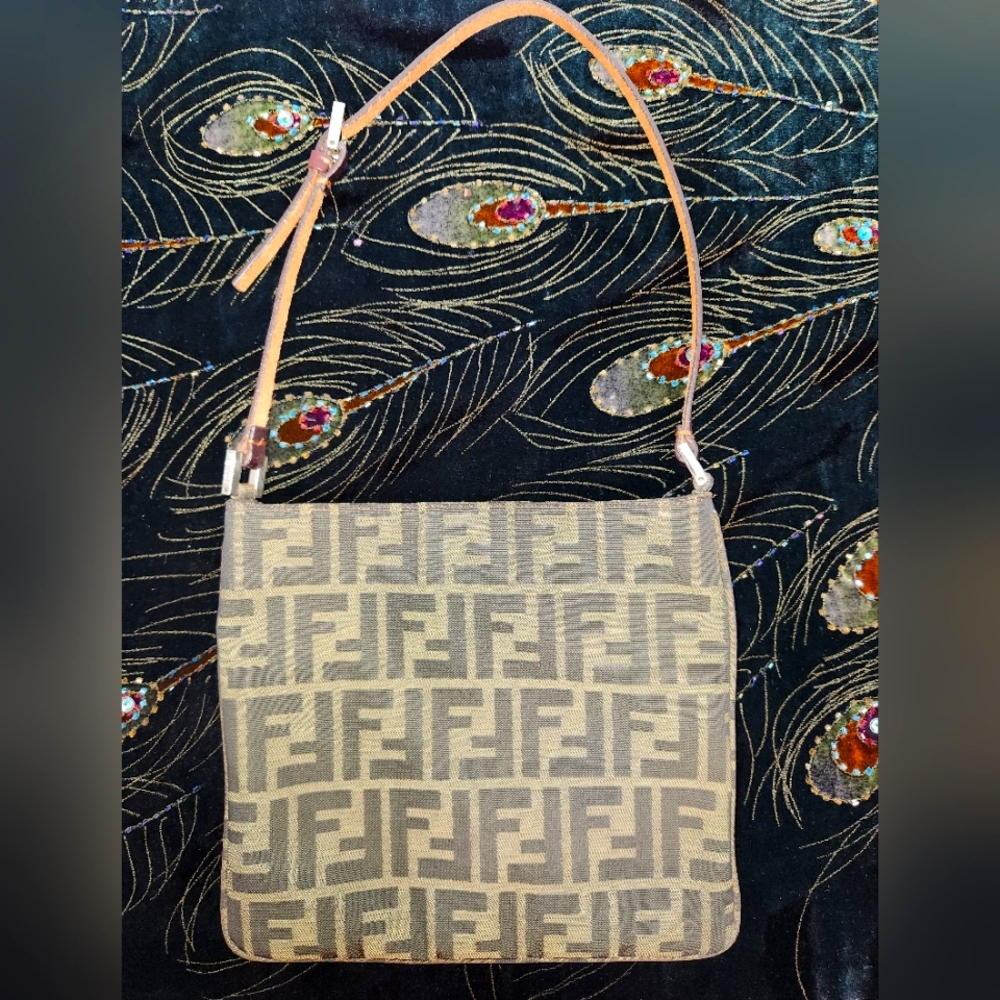 Fendi Bag - Picture 1 of 11